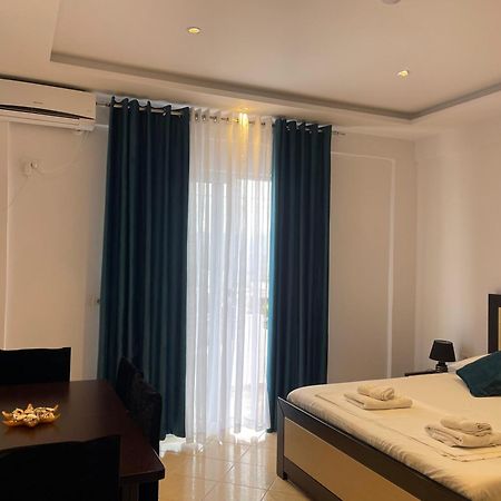 Emiljano Seaview Apartment Ksamil Bagian luar foto