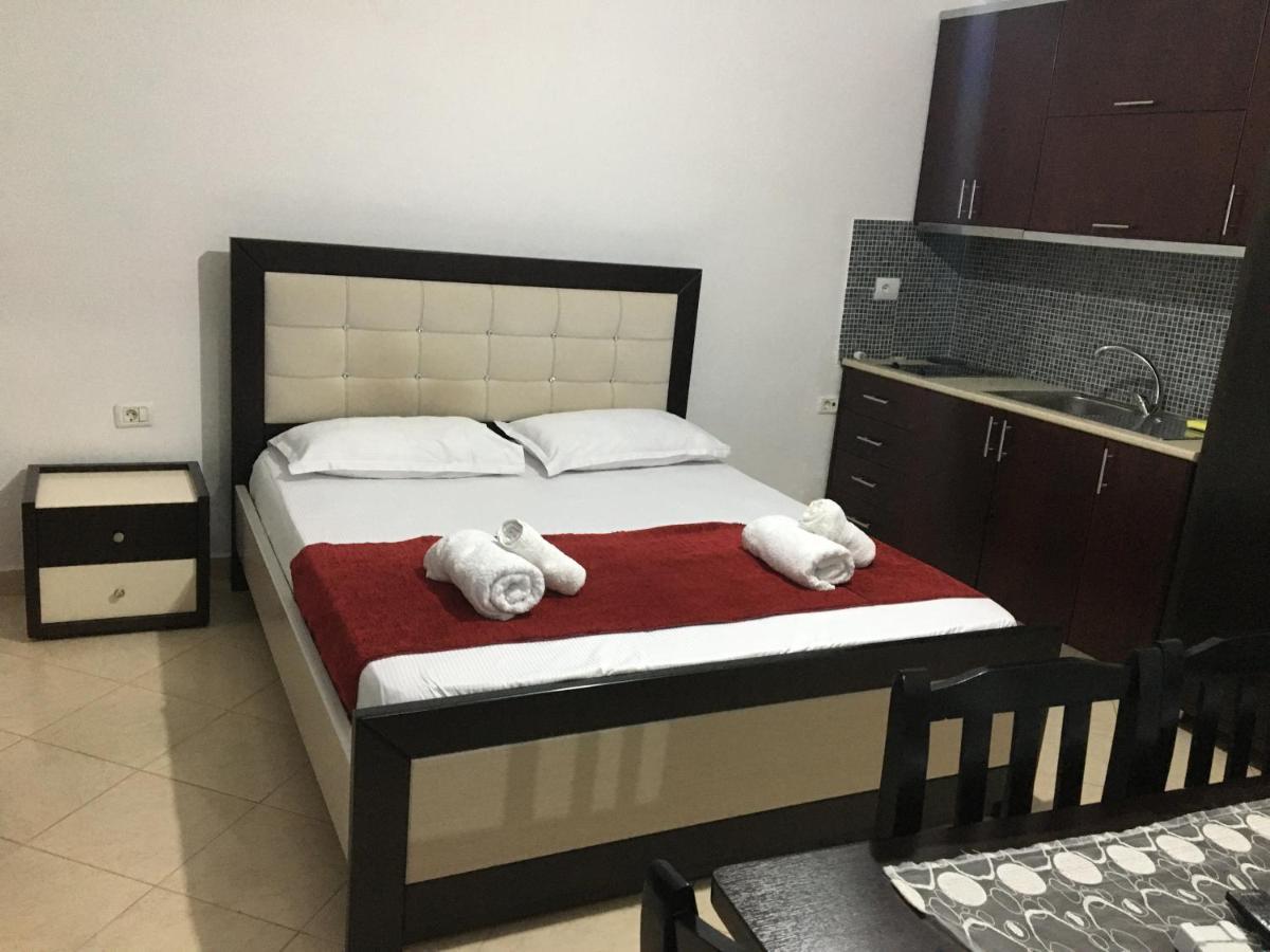 Emiljano Seaview Apartment Ksamil Bagian luar foto
