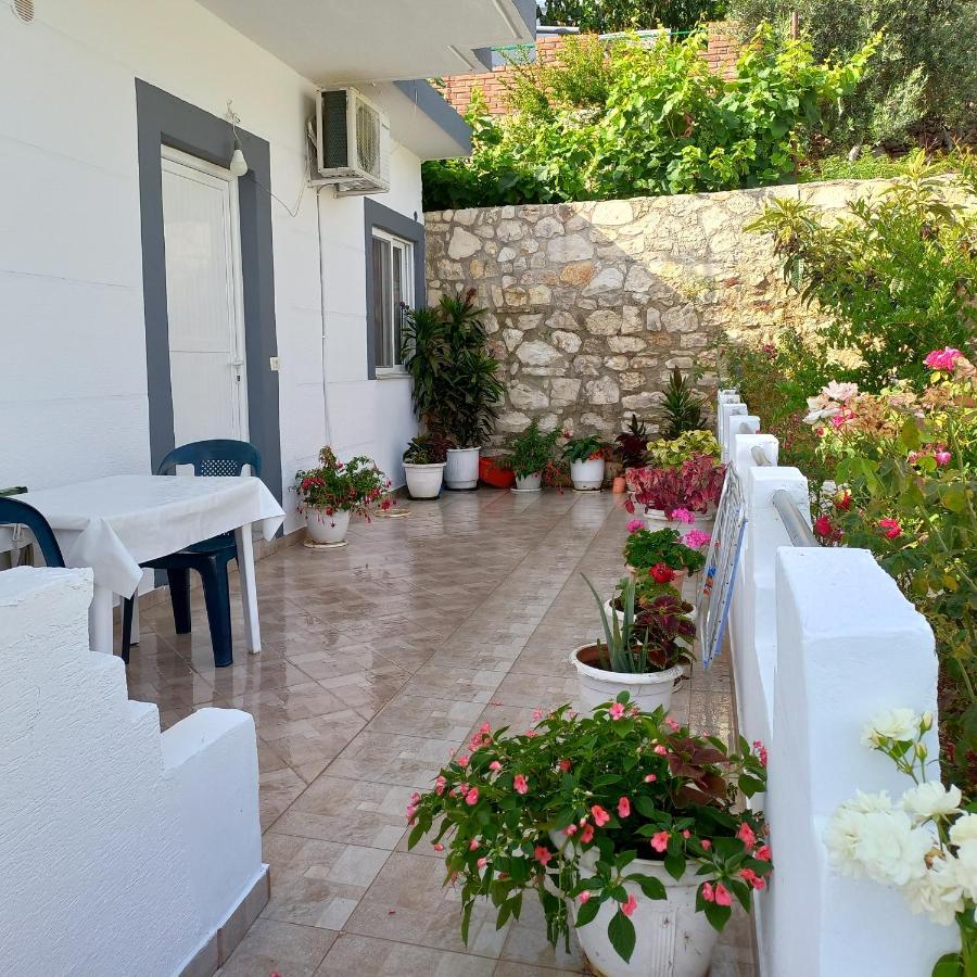 Emiljano Seaview Apartment Ksamil Bagian luar foto