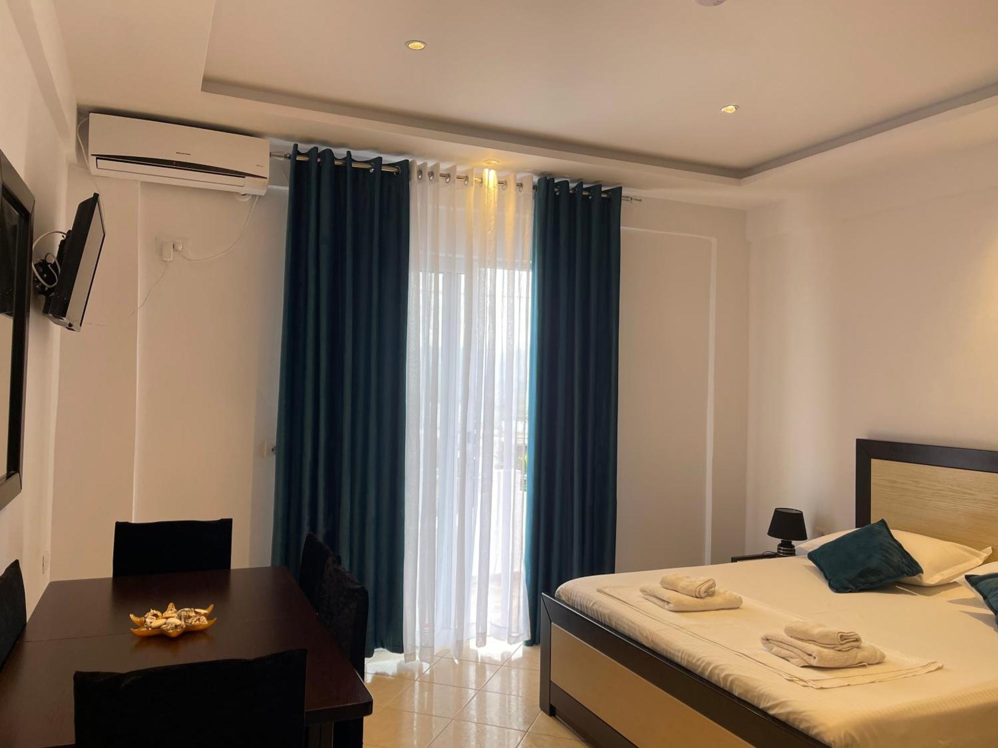 Emiljano Seaview Apartment Ksamil Bagian luar foto
