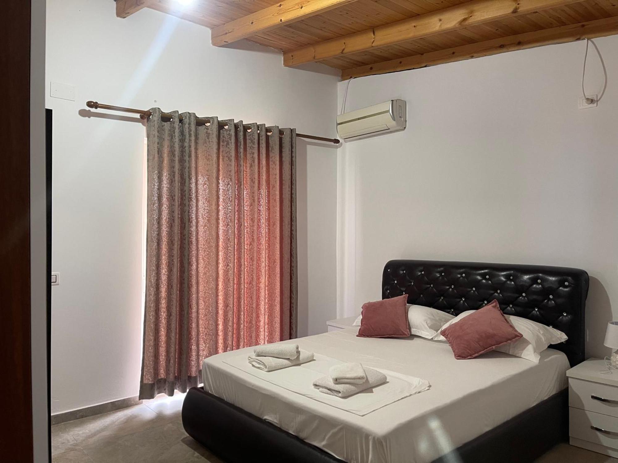 Emiljano Seaview Apartment Ksamil Bagian luar foto